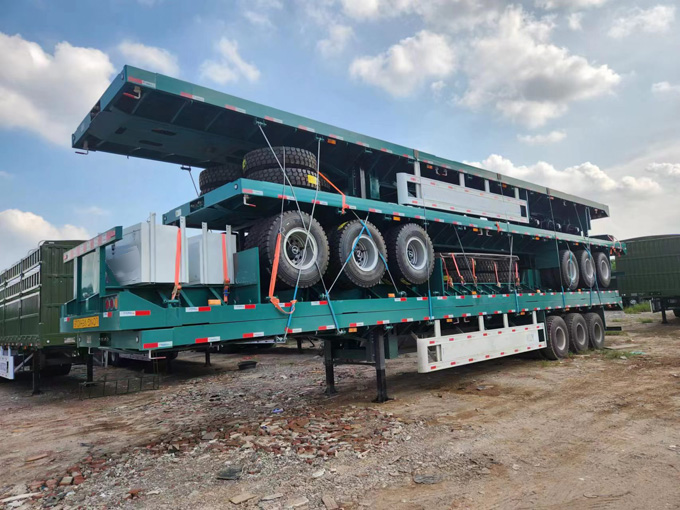 Foreign trade flatbed semi-trailer