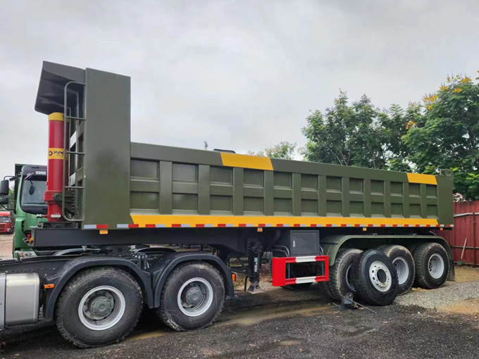 Foreign trade dump semi-trailer