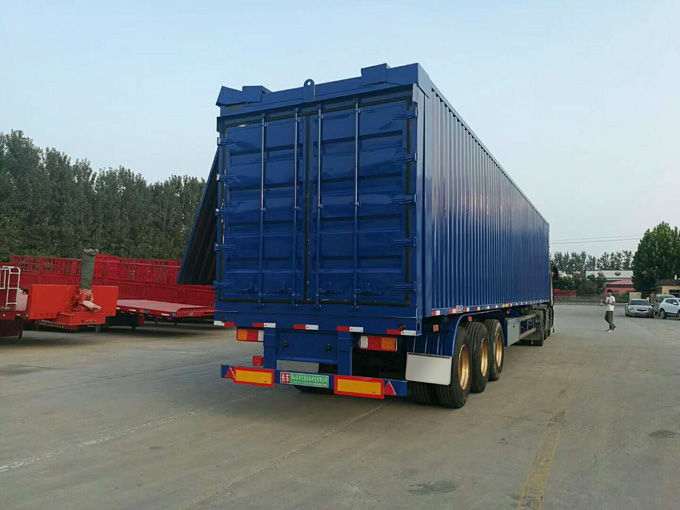 Van semi-trailer