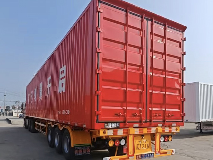 Van semi-trailer